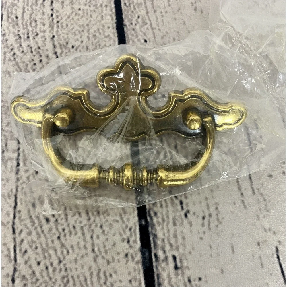 Lot of 8 Amerock Hardware BP768-AE Drawer Cabinet Pulls Cupboard Brass Bail Pull